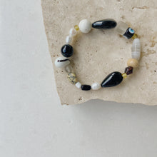 Load image into Gallery viewer, ONYX BRACELET
