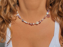 Load image into Gallery viewer, MAUVE NECKLACE

